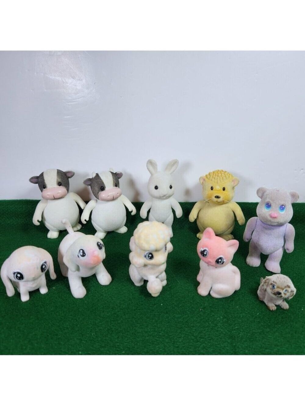 Crayola Scribble Scrubbie Flocked Toys 3 Plus 7 Unmarked Animal Figures